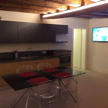 Gioiello Di Venezia, San Lio البندقية